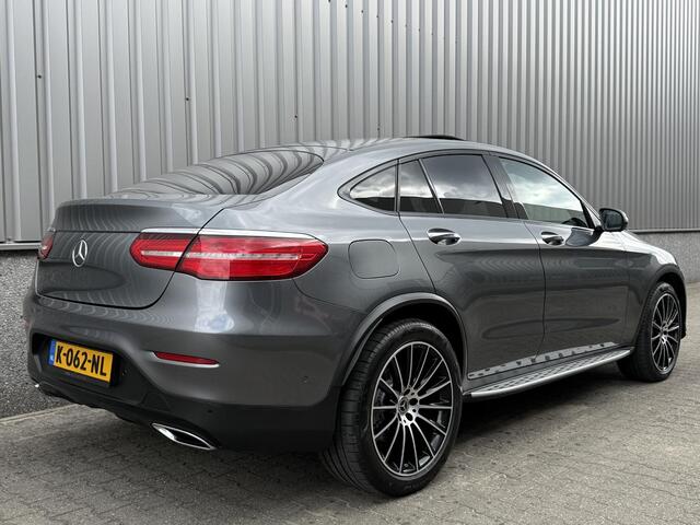Mercedes-Benz GLC-KLASSE Coupé 350 d 4M AMG Schuifdak | Luchtvering | Trekhaak | Distronic | Burmester | Night | Standkachel | 360 Camera | DAB | Keyless | Treeplanken | Sfeerverlichting | 20" Multispaak | LED ILS | Zeer Compleet! | V6 Diesel