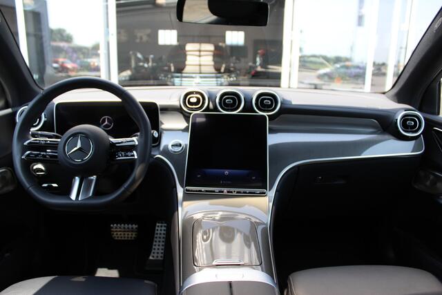 Mercedes-Benz GLC-KLASSE Coupé 300 4MATIC AMG Line | Luchtvering | Achterasbesturing | Pano | Burmester |