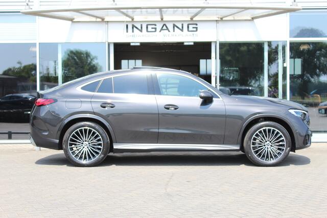 Mercedes-Benz GLC-KLASSE Coupé 300 4MATIC AMG Line | Luchtvering | Achterasbesturing | Pano | Burmester |