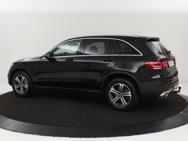 Mercedes-Benz GLC-KLASSE 300e 4Matic | Adaptive cruise | Trekhaak | Carplay | Stoelverwarming | Leder | Massage | Memory | Camera | Navigatie