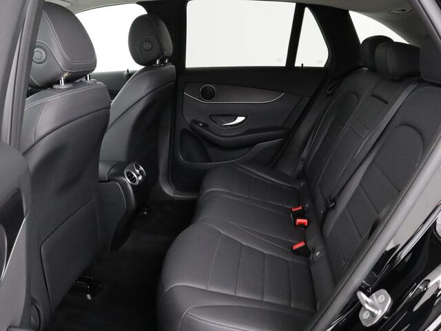 Mercedes-Benz GLC-KLASSE 300e 4Matic | Adaptive cruise | Trekhaak | Carplay | Stoelverwarming | Leder | Massage | Memory | Camera | Navigatie