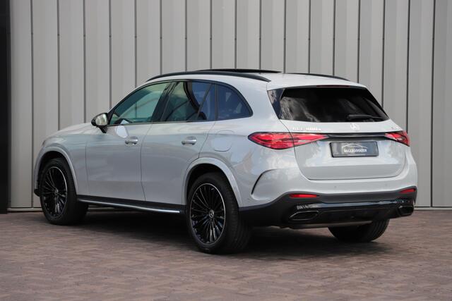 Mercedes-Benz GLC-KLASSE 400e AMG 4-Matic | 381PK | Achterasbesturing | Luchtvering | Pano | Keyles-go | Head-up | Sfeerverlichting | Memory | Burmester | Digital-light | 2024.
