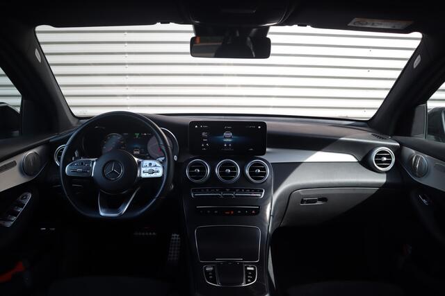 Mercedes-Benz GLC-KLASSE 300e 4MATIC Business Solution AMG Pano / Burmester / 360 camera / Trekhaak /