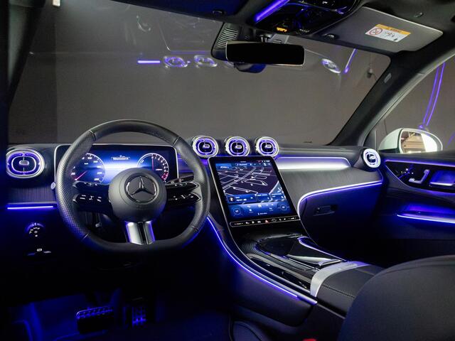 Mercedes-Benz GLC-KLASSE 300e 4MATIC AMG Line Panorama dak | Trekhaak