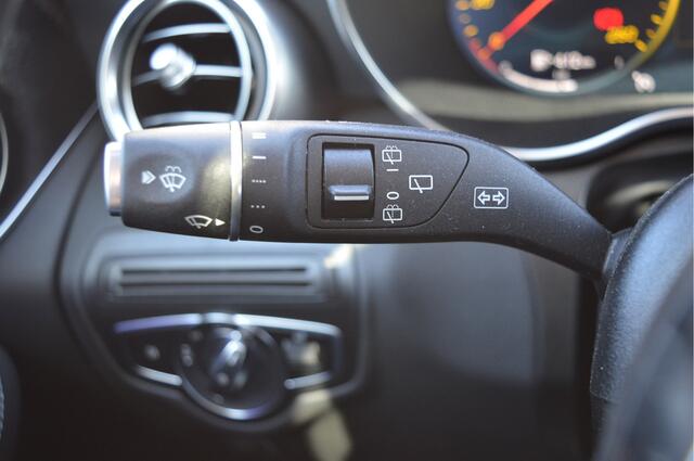 Mercedes-Benz GLC-KLASSE 300e 4MATIC Premium Plus Full option