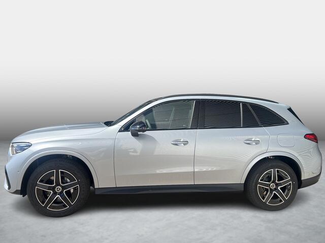 Mercedes-Benz GLC-KLASSE 400 e 4MATIC Sport Edition | AMG Line | Premium Pakket | Night Pakket | Winter Pakket | Panoramadak | Trekhaak | 360° Camera | DISTRONIC Afstandsassistent | Elektrisch Verstelbare Stoelen + Memory | Stuurverwarming | Apple CarPlay | Android Auto