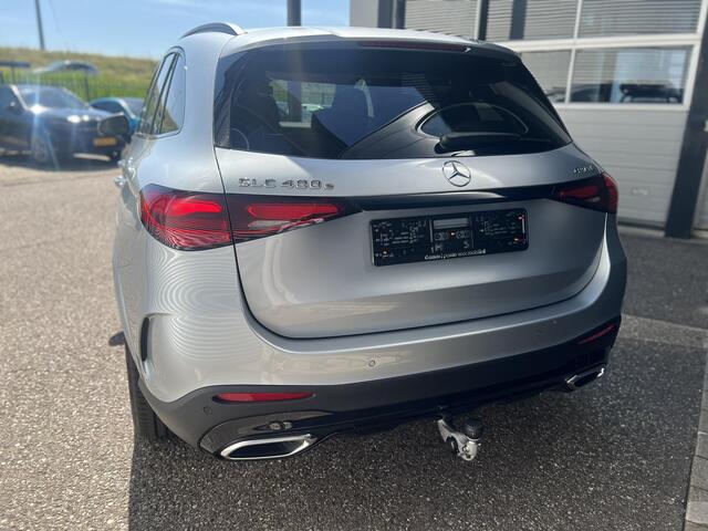 Mercedes-Benz GLC-KLASSE 400 e 4MATIC Sport Edition | AMG Line | Premium Pakket | Night Pakket | Winter Pakket | Panoramadak | Trekhaak | 360° Camera | DISTRONIC Afstandsassistent | Elektrisch Verstelbare Stoelen + Memory | Stuurverwarming | Apple CarPlay | Android Auto