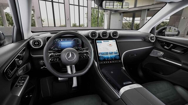 Mercedes-Benz GLC-KLASSE 300e 4MATIC AMG Line | Alpin grau MANUFAKTUR | Premium plus | Winter pakket | Night pakket |
