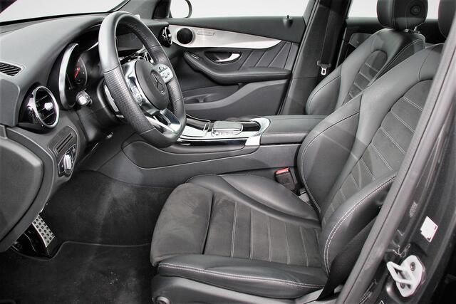 Mercedes-Benz GLC-KLASSE 300e 4MATIC AMG PHEV | Navigatie | Half leder Sportstoelen | Camera | Dab | Led | Electrisch bedienbare achterklep | 19"Lichtmetalen Velgen | Extra getint glas |