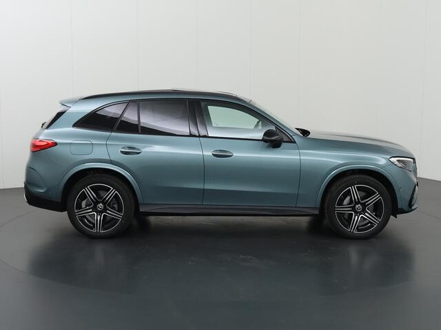 Mercedes-Benz GLC-KLASSE 300e 4MATIC AMG Line | Panoramadak | Trekhaak | Keyless | Burmester | Stuurverwarming |