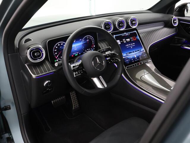 Mercedes-Benz GLC-KLASSE 300e 4MATIC AMG Line | Panoramadak | Trekhaak | Keyless | Burmester | Stuurverwarming |