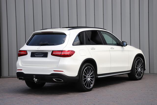 Mercedes-Benz GLC-KLASSE 300 AMG 4-Matic | 258PK | Pano | Keyles-go | Head-up | Burmester | Sfeerverlichting | Memory | Distronic+ | ILS | Standkachel | Trekhaak | 2017.