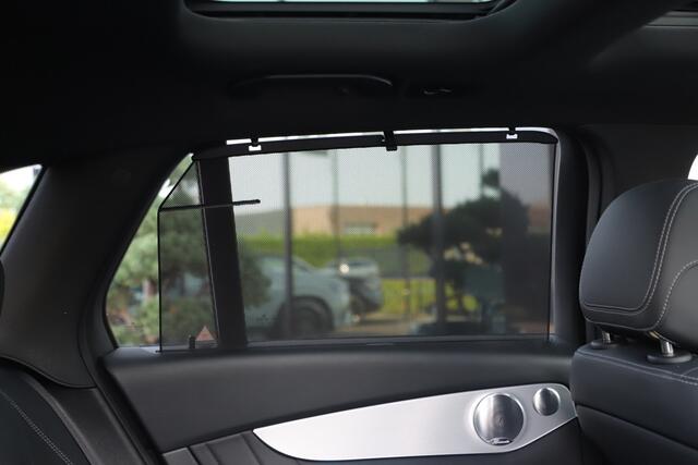 Mercedes-Benz GLC-KLASSE 300 AMG 4-Matic | 258PK | Pano | Keyles-go | Head-up | Burmester | Sfeerverlichting | Memory | Distronic+ | ILS | Standkachel | Trekhaak | 2017.