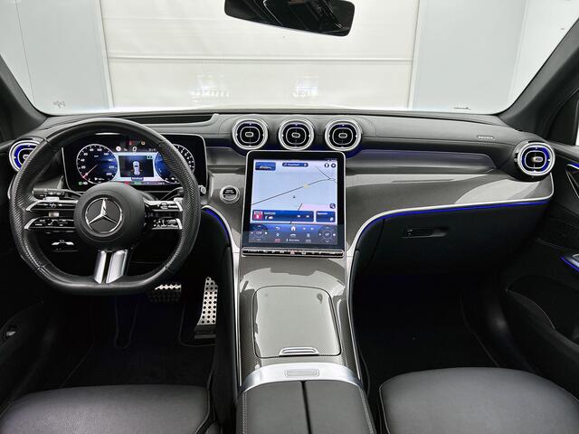 Mercedes-Benz GLC-KLASSE 300 e 4MATIC AMG Plug-In Hybride | Night pakket | Panorama Schuif/kanteldak | Head-Up | Memory pakket | Parkeerpakket met 360°-camera | Inclusief 24 maanden MB Certified garantie voor Europa.