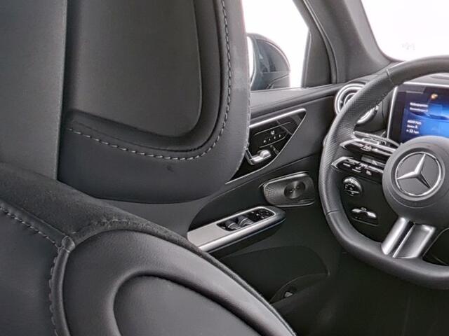 Mercedes-Benz GLC-KLASSE 300 e 4MATIC AMG Plug-In Hybride | AMG Line Premium Plus | Trekhaak | Alarm Klasse 3 | Panorama Schuif-Kanteldak | 20 Inch AMG Velgen | Distronic | Inclusief 24 maanden MB Certified garantie voor Europa.
