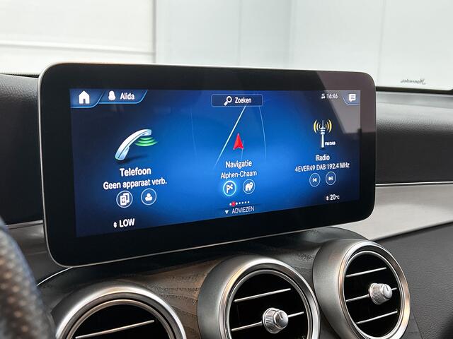 Mercedes-Benz GLC-KLASSE 300e 4MATIC AMG | Night pakket | Trekhaak | Alarm SCM3 | Spiegel pakket | Stoelverwarming | Parktronic + camera achter | Inclusief 24 maanden MB Certified garantie voor Europa.