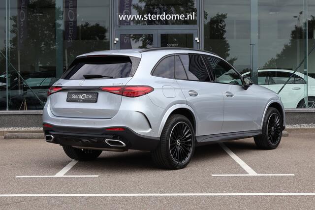 Mercedes-Benz GLC-KLASSE 300e 4MATIC AMG Line I Niveau regeling I Panorama dak I Distronic I Massage I Head-up I 360 camera I Digital Light I Burmester I Keyless Go I I Parktronic I Sfeerverlichting I Stoelverwarming/Stoelventilatie I Verwarmd stuurwiel I