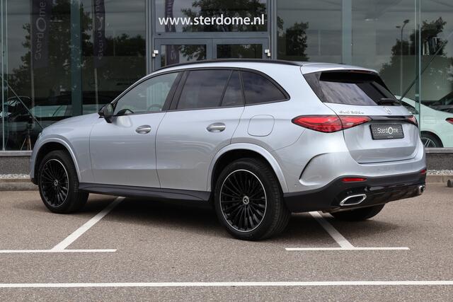 Mercedes-Benz GLC-KLASSE 300e 4MATIC AMG Line I Niveau regeling I Panorama dak I Distronic I Massage I Head-up I 360 camera I Digital Light I Burmester I Keyless Go I I Parktronic I Sfeerverlichting I Stoelverwarming/Stoelventilatie I Verwarmd stuurwiel I