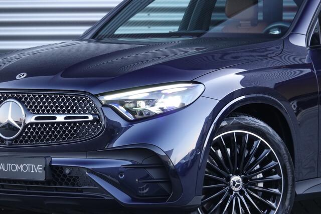 Mercedes-Benz GLC-KLASSE 300e 4MATIC AMG Line | Luchtvering | Trekhaak | Premium Pakket Keyless Go | Rondom Camera's | Adaptieve Cruise Control | Nappa Leder |