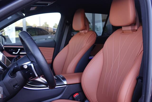 Mercedes-Benz GLC-KLASSE 300e 4MATIC AMG Line | Luchtvering | Trekhaak | Premium Pakket Keyless Go | Rondom Camera's | Adaptieve Cruise Control | Nappa Leder |