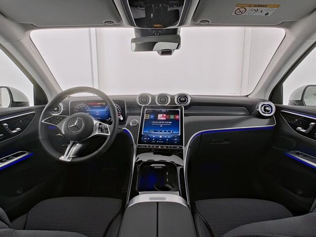 Mercedes-Benz GLC-KLASSE 300 e 4MATIC Plug-In Hybride Avantgarde Advanced Plus | Trekhaak Panorama Schuif-Kanteldak | Memory Pakket Voorstoelen | Stuur en Stoelverwarming. Inclusief 24 maanden MB Certified garantie voor Europa.