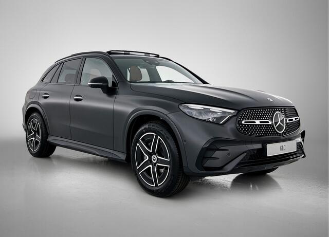 Mercedes-Benz GLC-KLASSE 400e 4MATIC Sport Edition | AMG Premium Plus | Nightpakket | Techniekpakket met Airmatic | Trekhaak | Rijassistentiepakket Plus | Winter pakket | Magno matte lak |