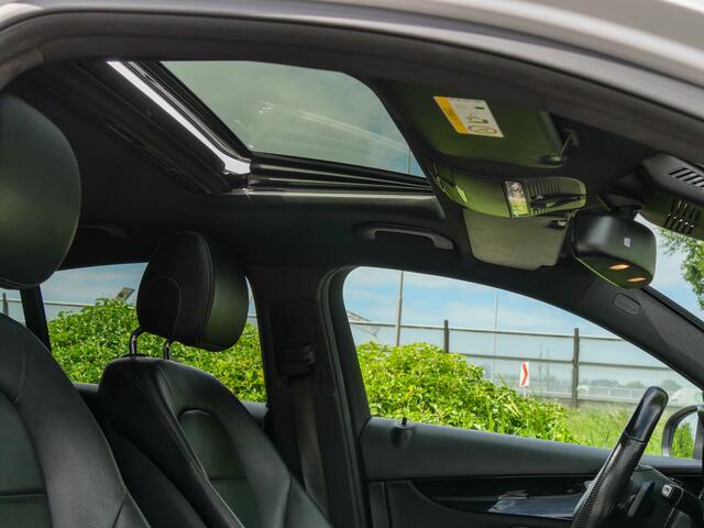 Mercedes-Benz GLC-KLASSE Coupé 250 4MATIC Business Solution AMG | PANODAK | CAMERA | NAVIGATIE |