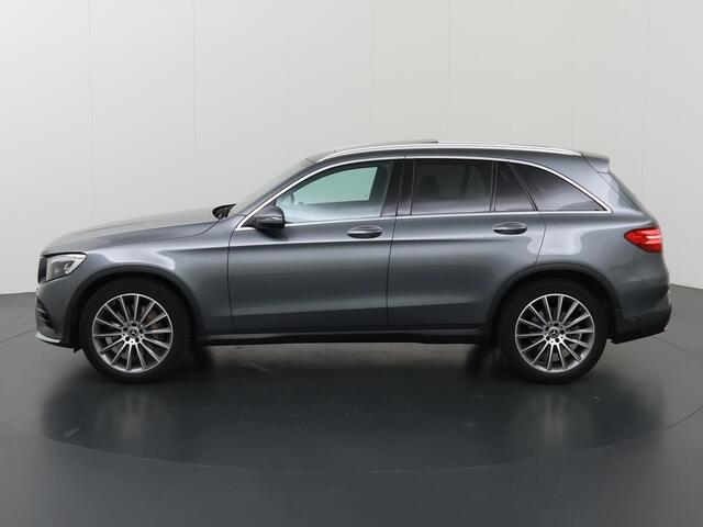 Mercedes-Benz GLC-KLASSE 250 4MATIC Premium | AMG | Panoramadak | Trekhaak | 360 graden camera | 20" lichtmetalen velgen |