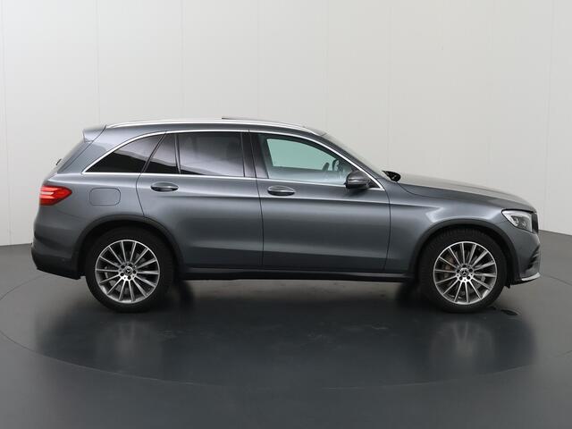 Mercedes-Benz GLC-KLASSE 250 4MATIC Premium | AMG | Panoramadak | Trekhaak | 360 graden camera | 20" lichtmetalen velgen |