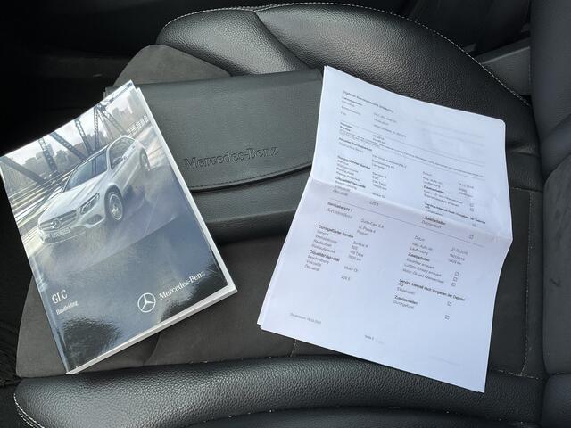Mercedes-Benz GLC-KLASSE 250 4MATIC Prestige AMG Pano Burmester Memory Cam Voll.Onderhouden!