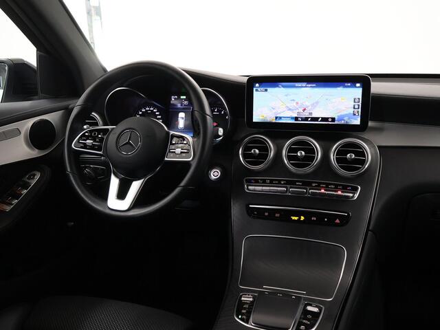 Mercedes-Benz GLC-KLASSE 200 4MATIC Advantage | Night | 19" lichtmetalen velgen | Stoelverwarming |