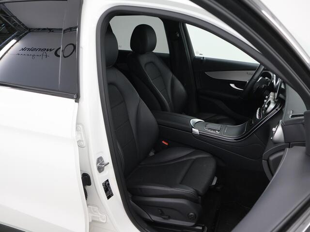 Mercedes-Benz GLC-KLASSE 200 4MATIC Advantage | Night | 19" lichtmetalen velgen | Stoelverwarming |