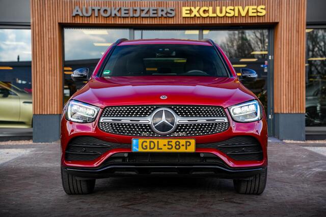 Mercedes-Benz GLC-KLASSE 300e 4MATIC Business Solution AMG Camera Leer Navi Virtual Dash Stoelverw.