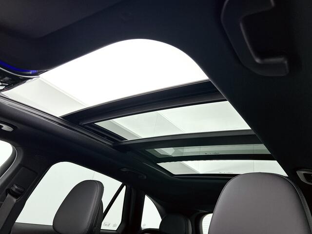 Mercedes-Benz GLC-KLASSE 300e 4MATIC Sport Edition | Premium pakket | Trekhaak | Nightpakket | MBUX Augmented Reality | 360°-camera | Smartphone-integratie | KEYLESS GO-comfortpakket | Panoramaschuifdak |