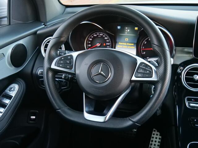 Mercedes-Benz GLC-KLASSE 250 211pk 4MATIC AMG-Line AUTOMAAT LED-koplampen / Trekhaak / AMG-Styling