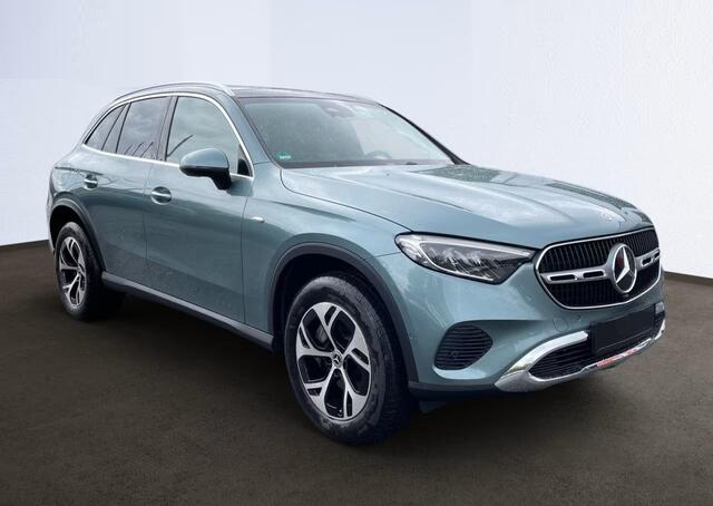 Mercedes-Benz GLC-KLASSE 300de 4MATIC Plug-In Hybrid Avantgarde Panoramadak Memory Trekhaak LED Camera Stuurverwarming Stoelverwarming