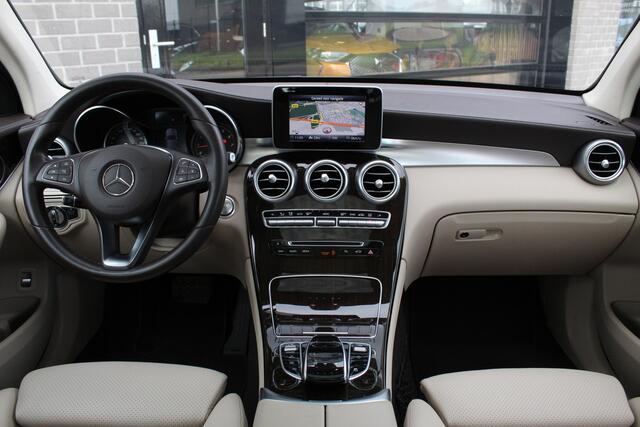 Mercedes-Benz GLC-KLASSE 250 4MATIC Premium Plus / Panoramadak / Leer