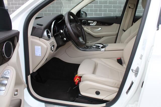 Mercedes-Benz GLC-KLASSE 250 4MATIC Premium Plus / Panoramadak / Leer