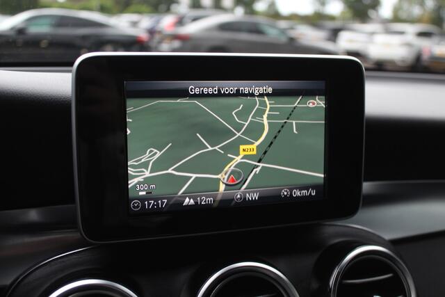 Mercedes-Benz GLC-KLASSE Coupé 350e 4MATIC Business Solution AMG / Camera / Leder / 19'' / Navigatie / Stoelverwarming / Cruise Control