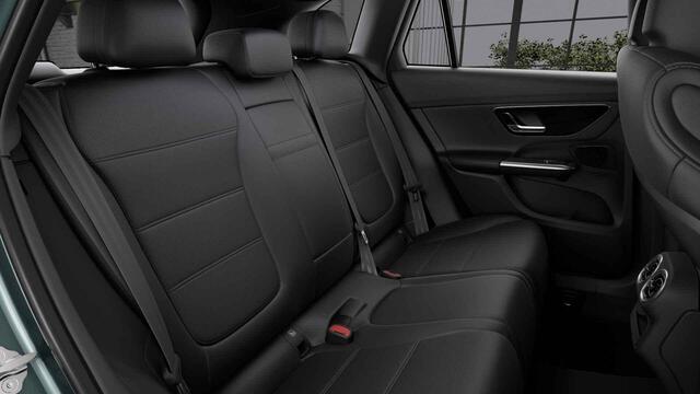 Mercedes-Benz GLC-KLASSE Coupé 300e 4MATIC AMG Line | Panoramadak | Massage | Trekhaak | Night pakket | Digital light |