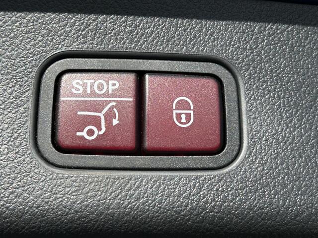 Mercedes-Benz GLC-KLASSE 400e 4MATIC AMG Line | Luchtvering | Panoramadak |