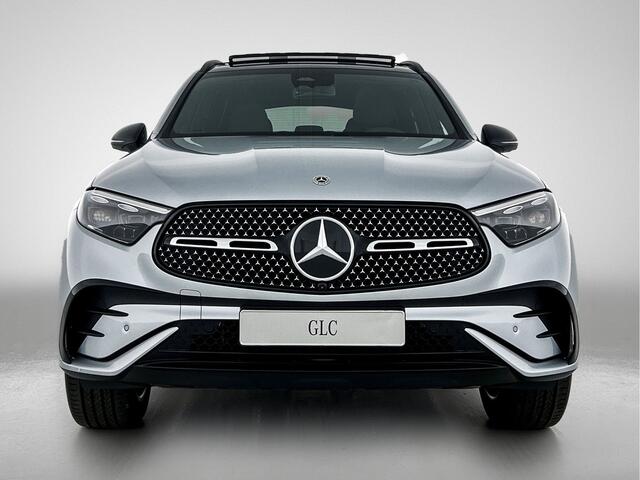 Mercedes-Benz GLC-KLASSE 300e 4MATIC Sport Edition | Trekhaak | Nightpakket | AMG Premium | Parkeerpakket met 360°-camera | Memorypakket | URBAN GUARD voertuigbescherming plus | Winter pakket | KEYLESS GO-comfortpakket | Dodehoekassistent |