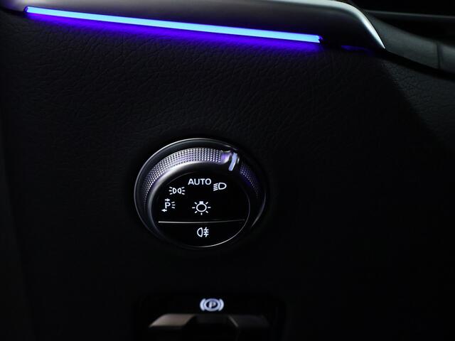 Mercedes-Benz GLC-KLASSE 300 e 4MATIC Plug-In Hybride AMG Nightpakket | Panoramadak | Trekhaak | Alarm | 360° camera | Memory | Stuur en Stoelverwarming | Dode hoek Ass. | Inclusief 24 maanden MB Certified garantie voor Europa.