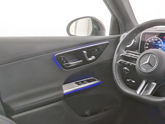 Mercedes-Benz GLC-KLASSE Coupé 300 e 4MATIC AMG Plug-In Hybride | AMG Line | Night Pakket | Panorama Schuif-Kanteldak Rijassistentiepakket plus | Head-up-Display. Inclusief 24 maanden MB Certified garantie voor Europa.