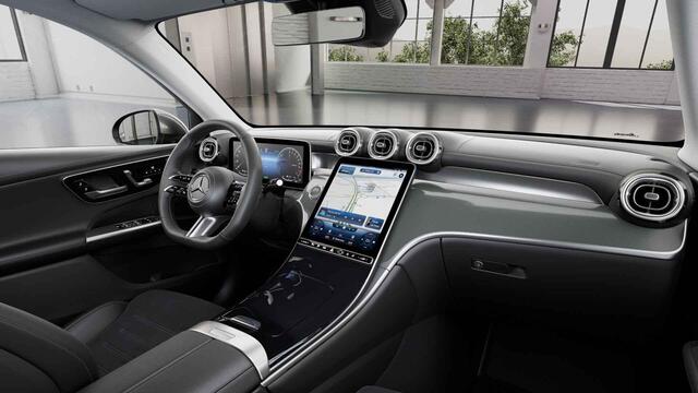 Mercedes-Benz GLC-KLASSE 300e 4MATIC AMG Line | Panoramadak | Trekhaak | Rij assistentiepakket | Winter pakket | Premium pakket |