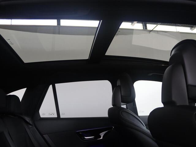 Mercedes-Benz GLC-KLASSE 300e 4MATIC Sport Edition | Panoramaschuifdak | Trekhaak | Premium | Night Pakket | 20"LM velgen AMG | 360°-camera | DIGITAL LIGHT | Stoelverwarming | Dodehoekassistent |