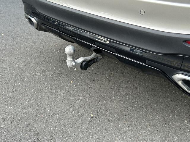 Mercedes-Benz GLC-KLASSE 400e 4Matic AMG 381PK // Airmatic // Trekhaak // Achteras besturing // Memory // Treeplanken // 20 inch // Camera