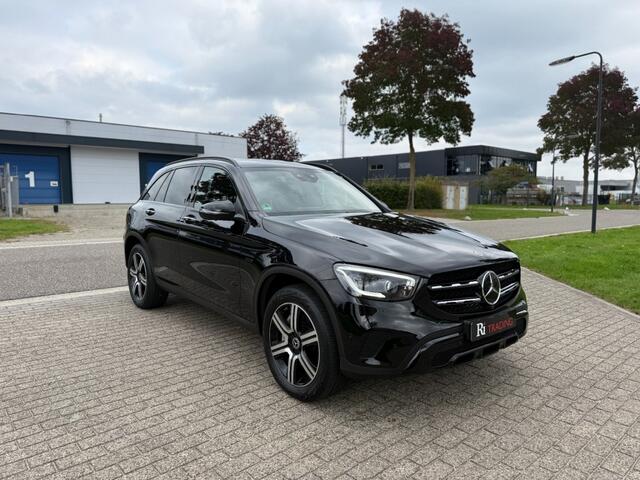 Mercedes-Benz GLC-KLASSE e AMG HUD Distronic Massage