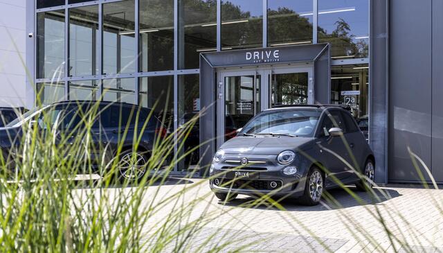 Mercedes-Benz GLC-KLASSE 300e 4MATIC Bus Sol. AMG Night|SOH94%|Pano|Ad.Cruise|Burmester|Carplay|Trekhaak