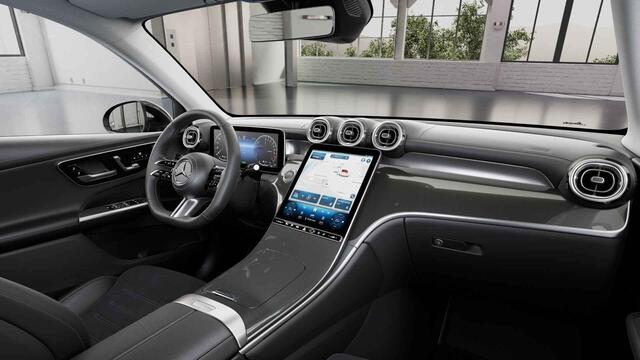 Mercedes-Benz GLC-KLASSE 300e 4MATIC AMG Line | Panoramadak | Trekhaak | Premium pakket | Rij assistentiepakket | Digital light | Apple carplay/Android auto |